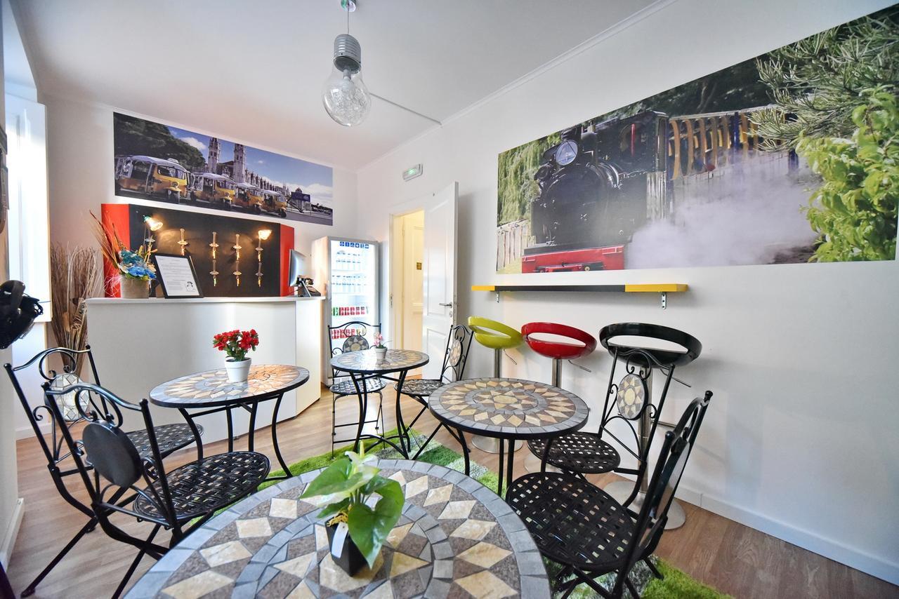 Train Lisbon Hostel מראה חיצוני תמונה