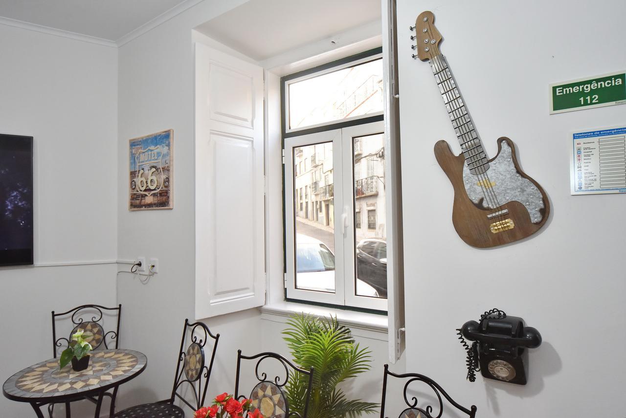 Train Lisbon Hostel מראה חיצוני תמונה